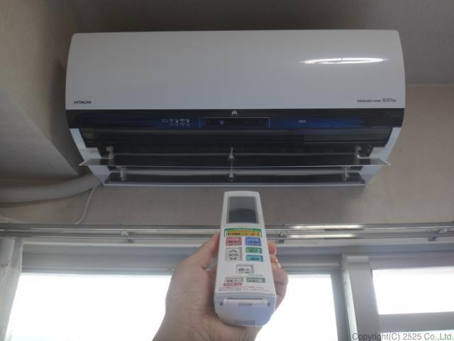 丁寧な日立お掃除機能付きエアコンクリーニングを東京,横浜,川崎で高圧