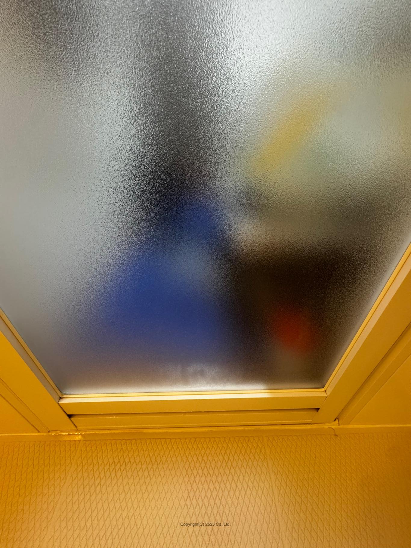 浴室ドアの洗浄後