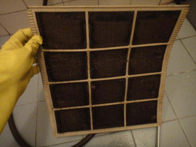 F28JTSXS洗浄前フィルター