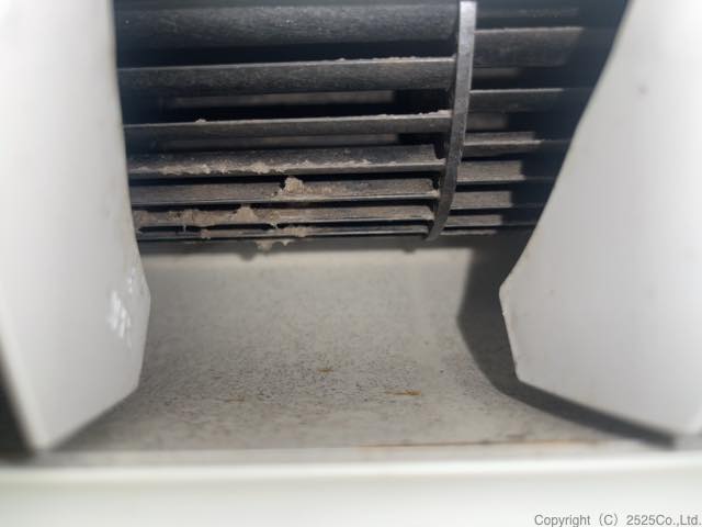 as-x56h2洗浄前の吹き出し口