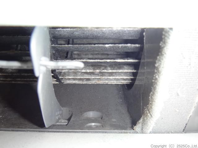 x40f2洗浄前の吹き出し口