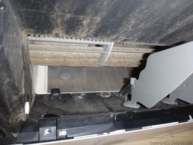 ras-x36e洗浄前の吹き出し口