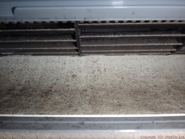 msz-w224洗浄前吹き出し口