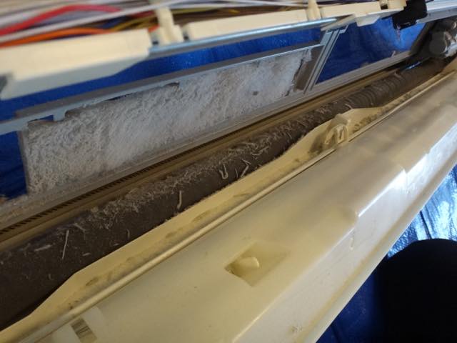 cs-405cxrお掃除ユニットの中の汚れ